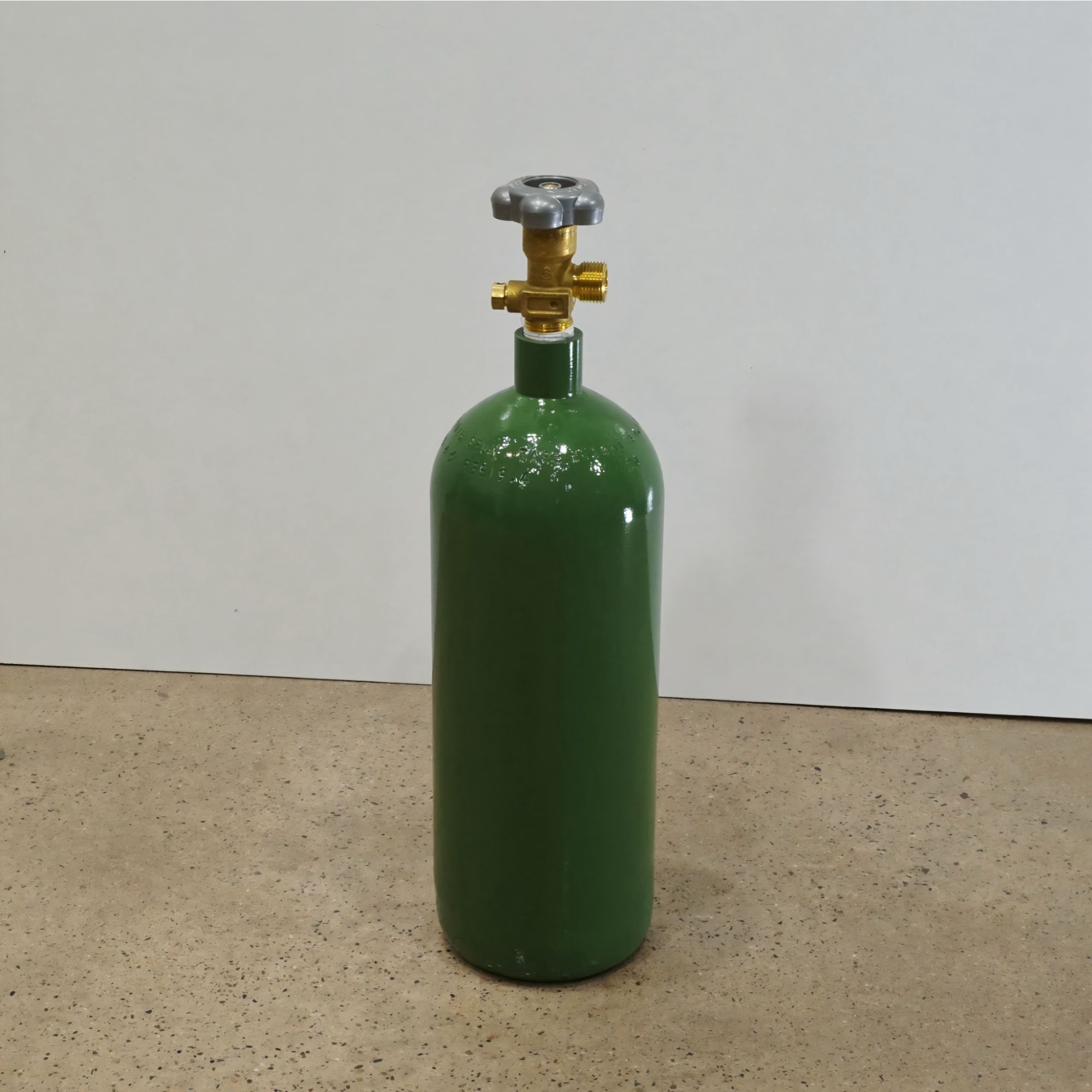 20 cu ft Oxygen Cylinder — Steel